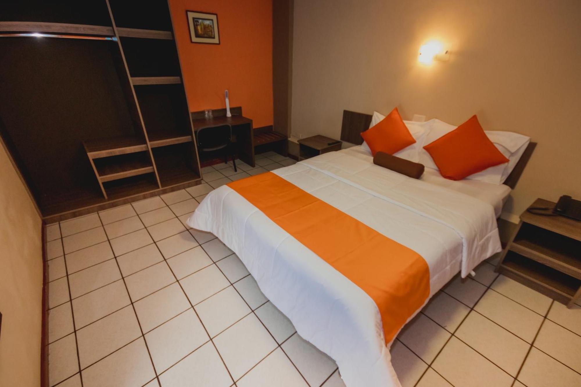 Hotel Sol De Belen Кахамарка Экстерьер фото
